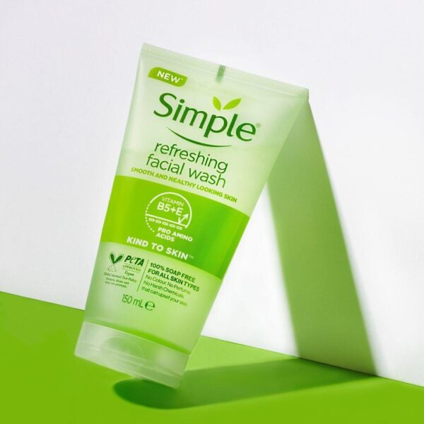 Simple Kind To Skin Refreshing Facial Wash Gel – 150 ml - Image 3