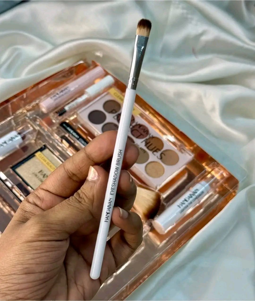 Handaiyan Ultimate Face Makeup Kit Set-11pcs - Image 10